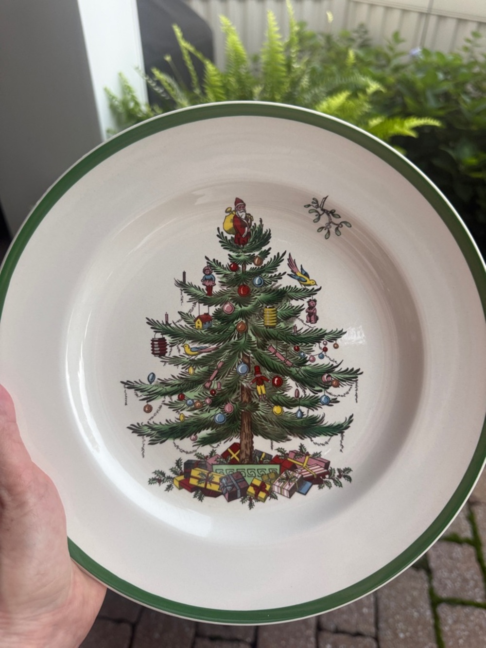 Spode Christmas Tree Dinner Plate with Green Trim and Multicolor Accents